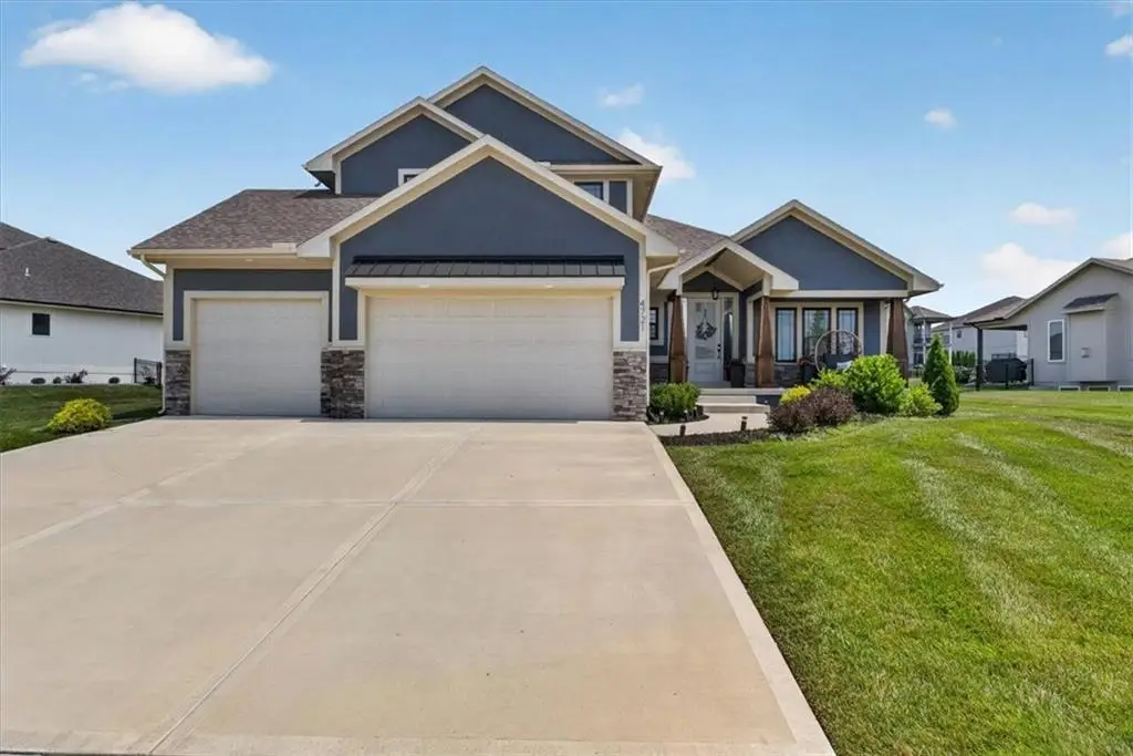 4721 NE Jamestown Drive, Lees Summit, MO 64064 - #1