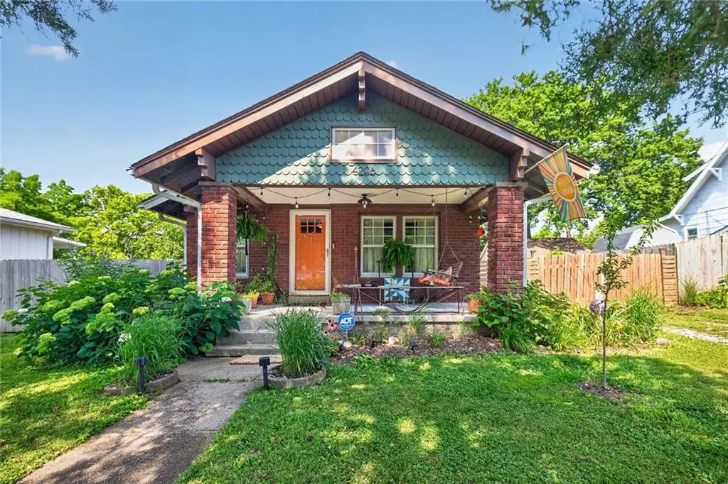 4206 N Kansas Avenue, Kansas City, MO 64117 - #1