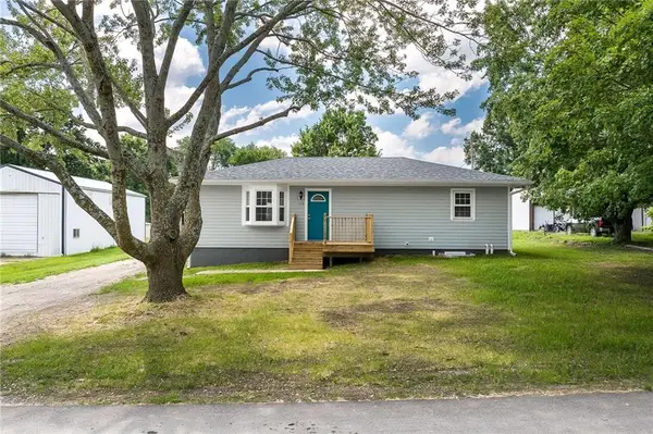514 E 7th Street, Hamilton, MO 64644