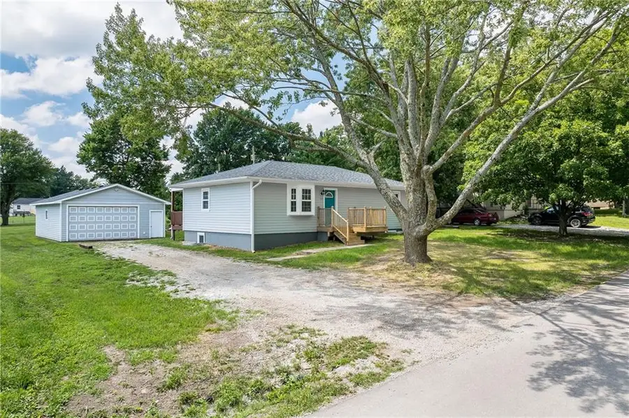 514 E 7th Street, Hamilton, MO 64644 - #2