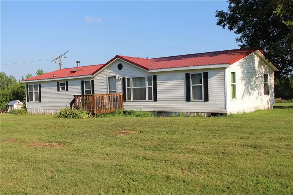 3904 NE Sandstone Drive, Hamilton, MO 64644 - #1
