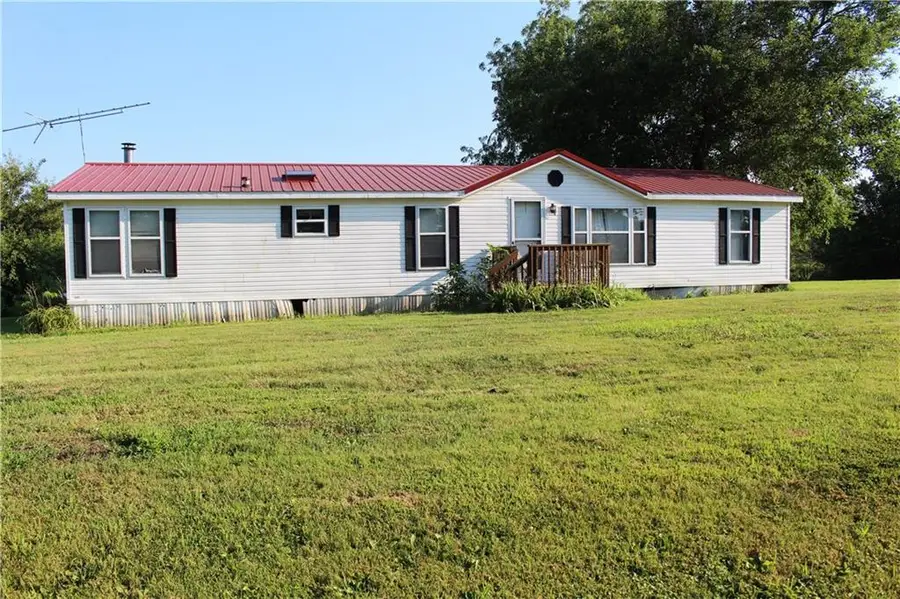 3904 NE Sandstone Drive, Hamilton, MO 64644 - #2