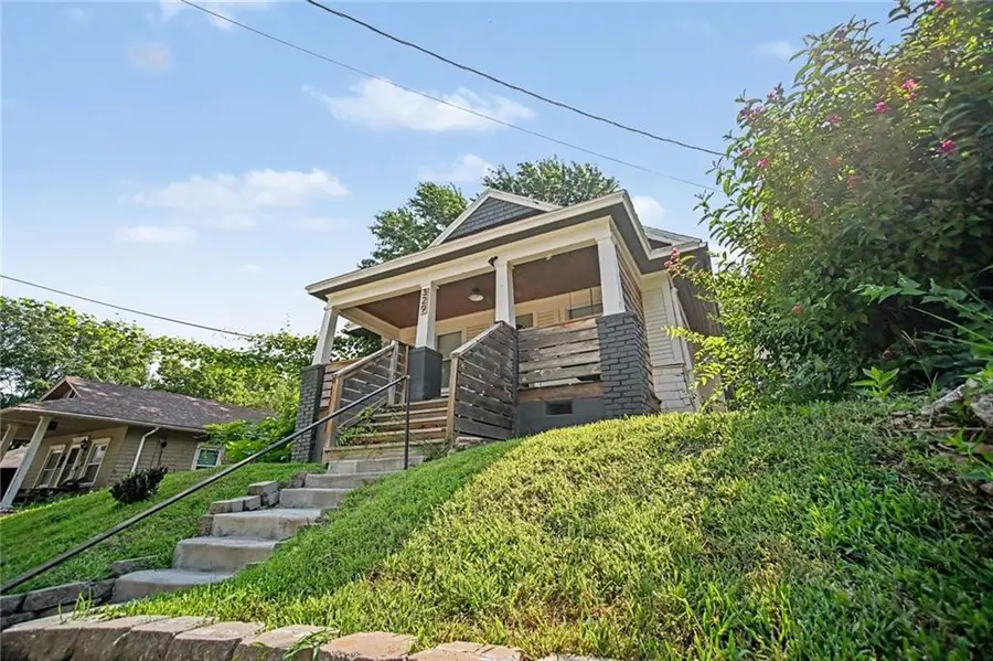 329 Cambridge Street, Kansas City, KS 66103 - #2