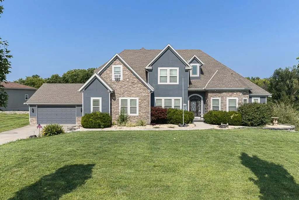 17935 185th Street, Tonganoxie, KS 66086 - #1