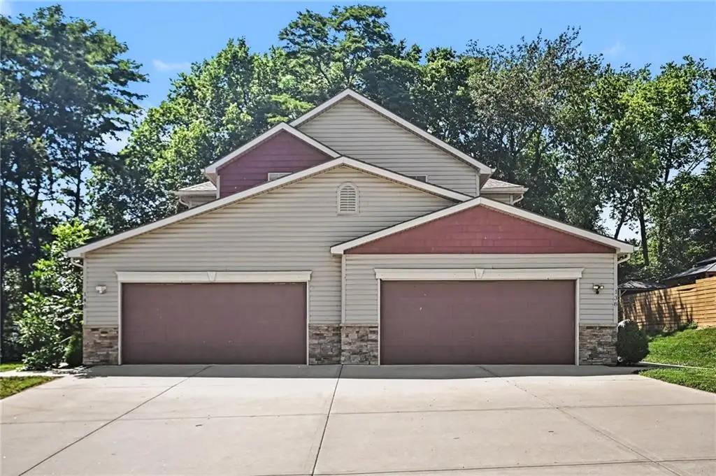 138-140 Roller Court, Platte City, MO 64079 - #1