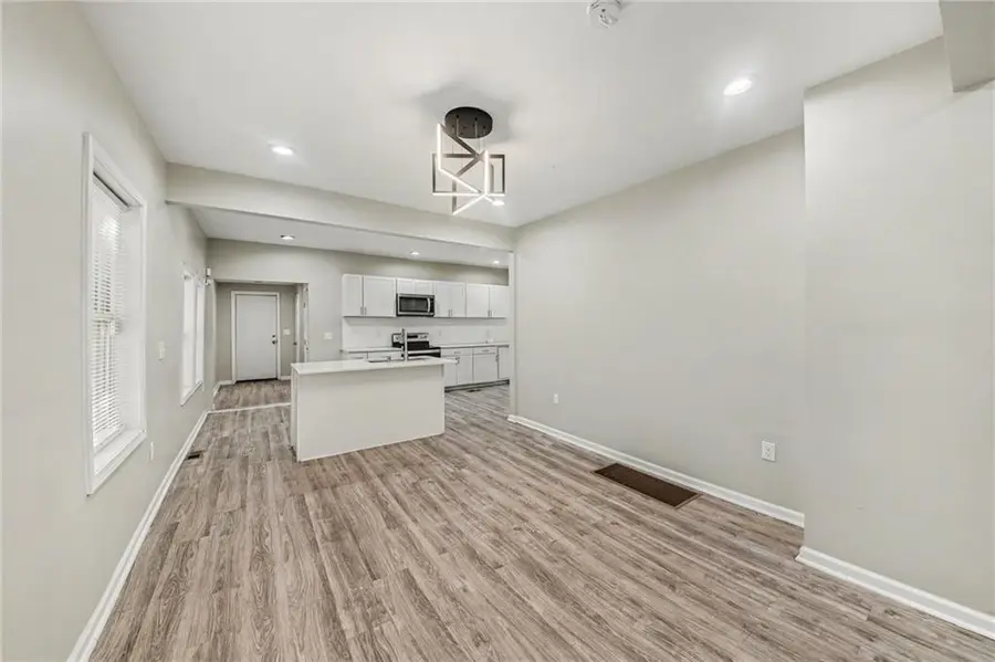 3223 E 6th Street, Kansas City, MO 64124 - #3