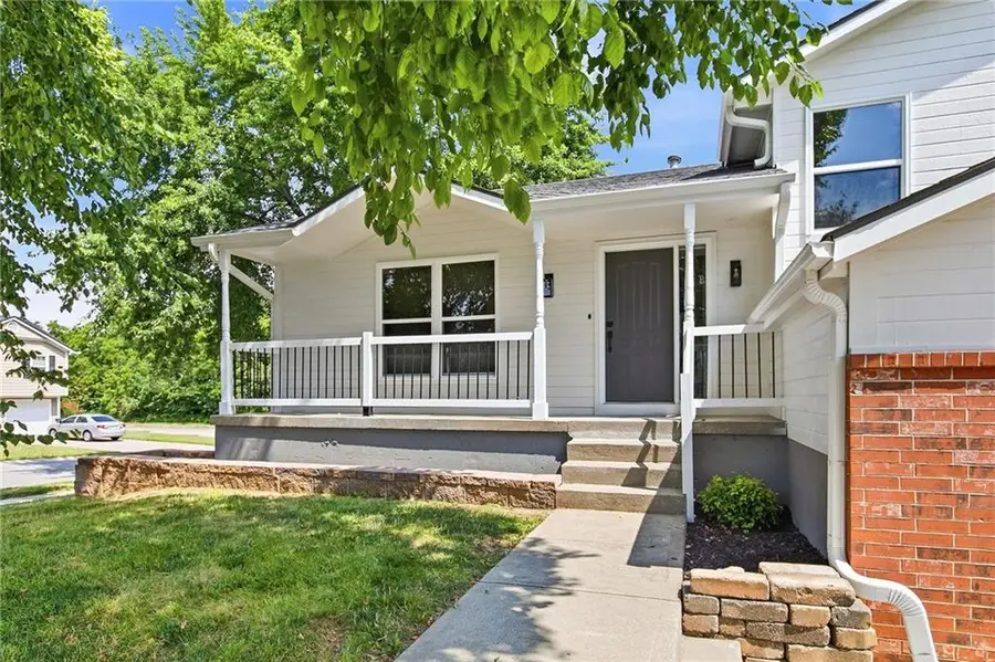 1045 Carousel Lane, Lees Summit, MO 64086 - #2