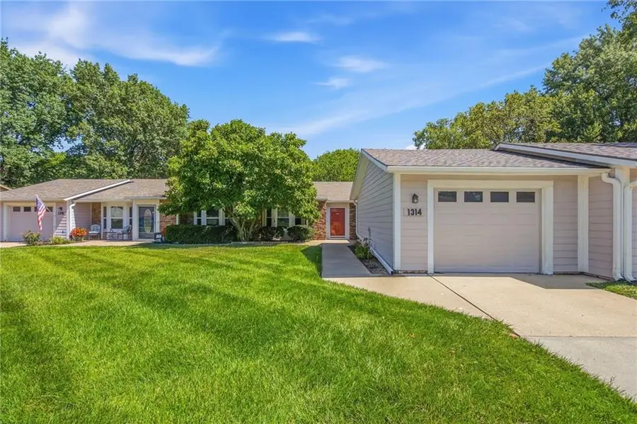 1314 W Jenkins Boulevard, Raymore, MO 64083 - #3