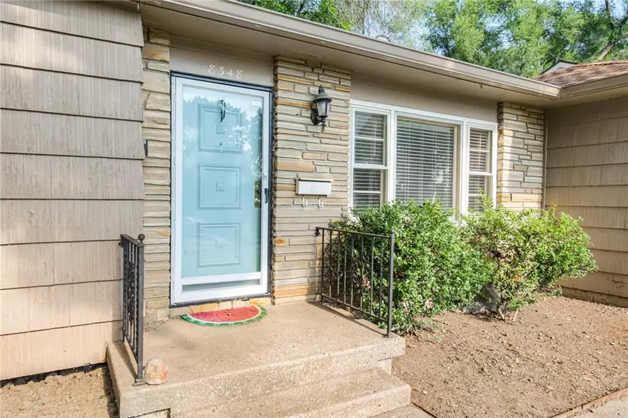 8348 Locust Street, Kansas City, MO 64131 - #3