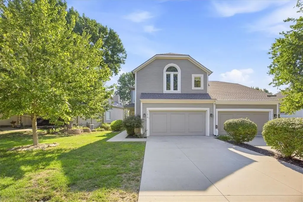 11919 Mackey Street, Overland Park, KS 66213 - #1