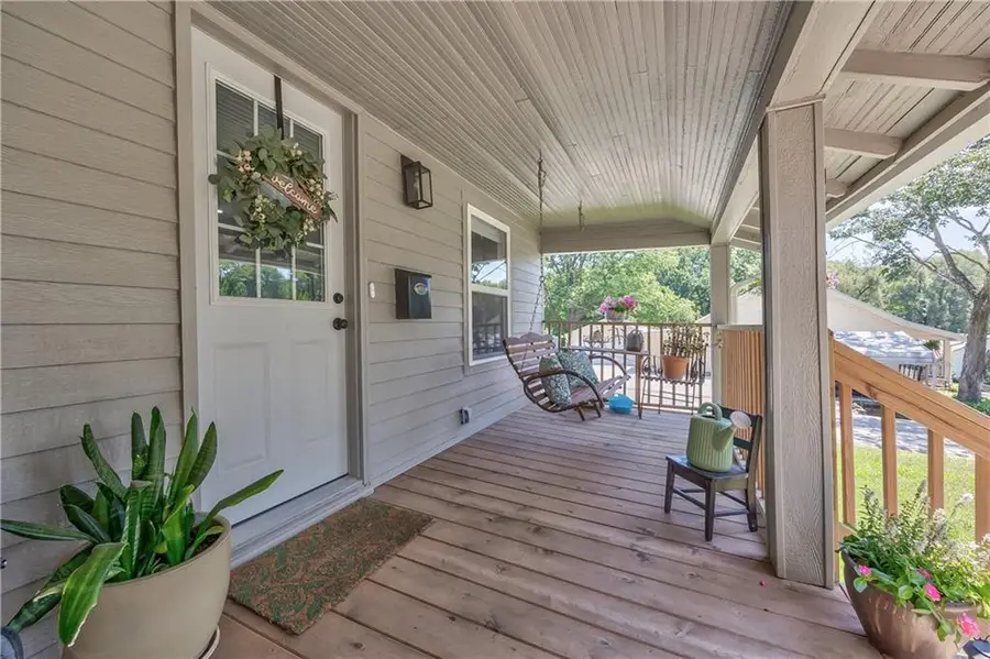 512 E Lexington Street, Richmond, MO 64085 - #3