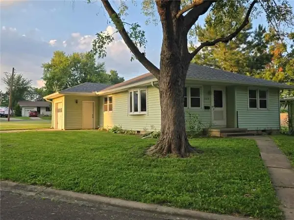 303 E Truman Avenue, Clinton, MO 64735