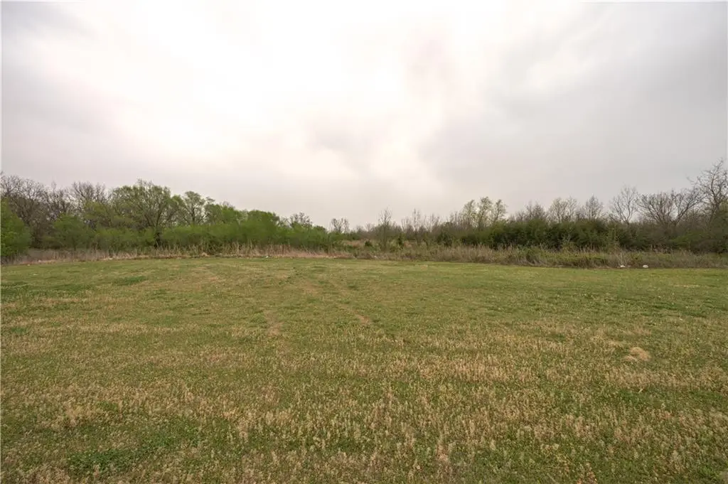 00000 E Polk Street, Coffeyville, KS 67337 - #1
