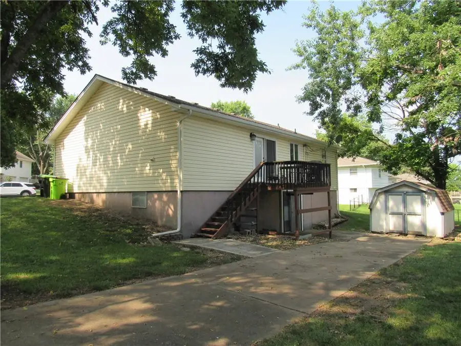 2408 Ridgewood Road, Harrisonville, MO 64701 - #3