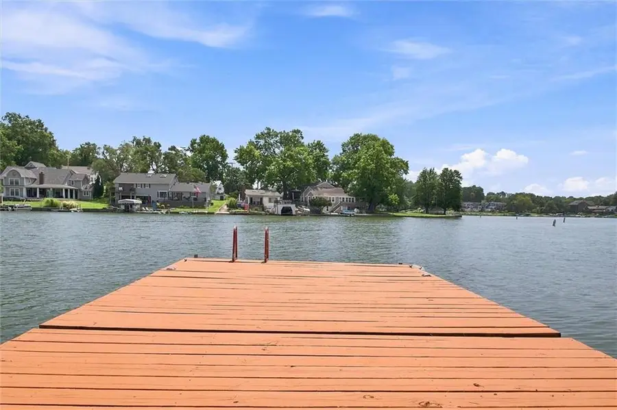 46 Emerald Shore Drive, Lake Tapawingo, MO 64015 - #2