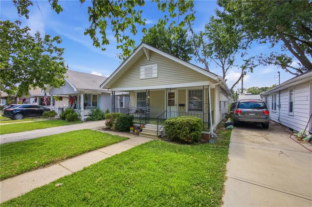 1021 E 23rd Avenue, North Kansas City, MO 64116 - #1