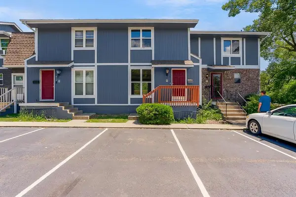 813 Lakeview Drive, Grandview, MO 64030