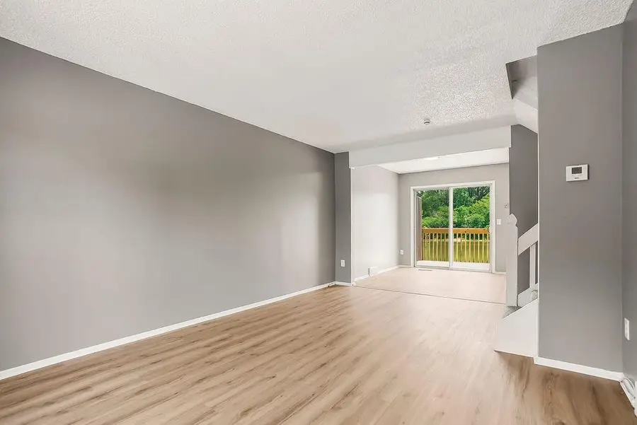 813 Lakeview Drive, Grandview, MO 64030 - #2