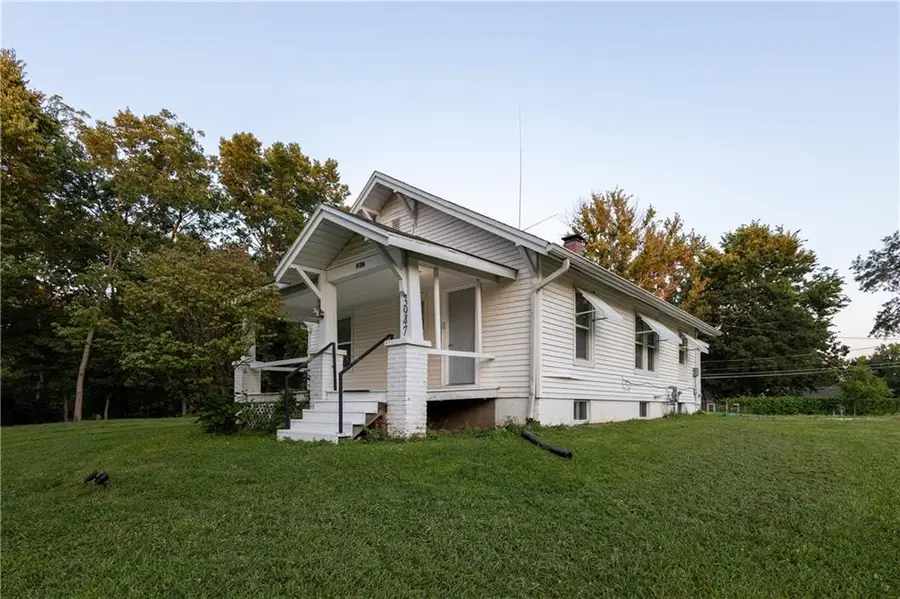 3947 N Bales Avenue, Kansas City, MO 64117 - #2
