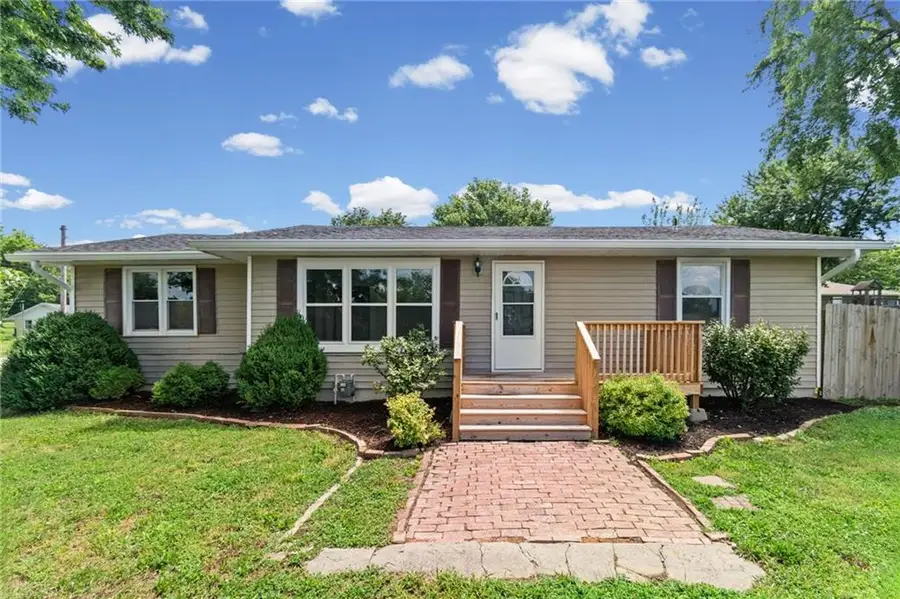 1101 Wellington Street, Richmond, MO 64085 - #2
