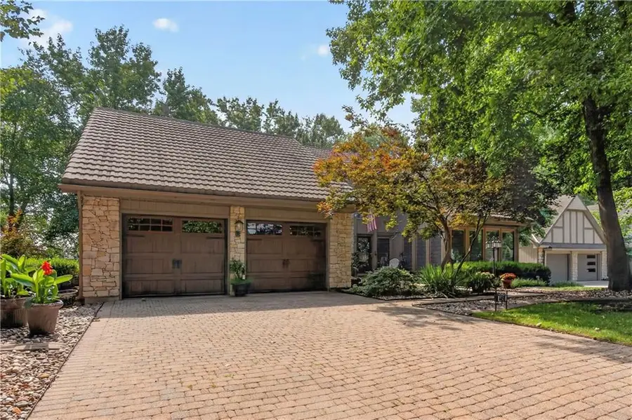 4498 SW Bowsprit Drive, Lees Summit, MO 64082 - #2