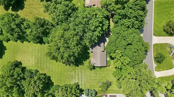 9319 High Drive, Leawood, KS 66206