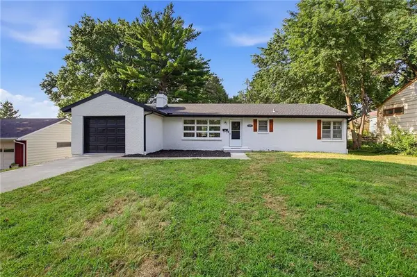 1203 NE 64th Terrace, Gladstone, MO 64118