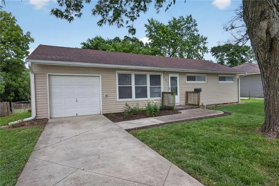 3131 S 46th Terrace, Kansas City, KS 66106 - #3