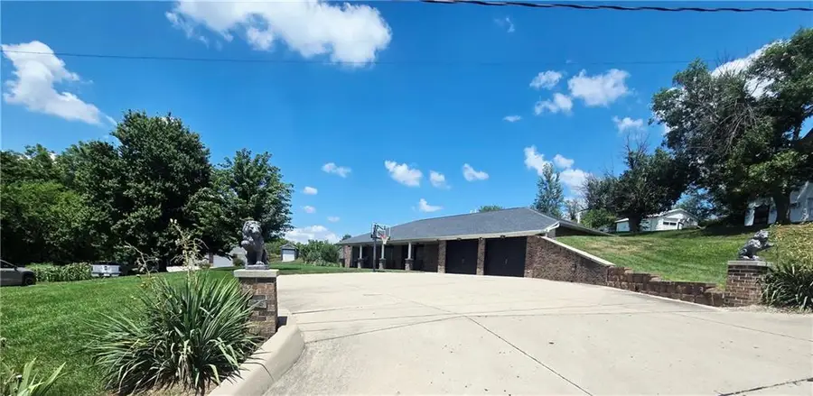 505 E Mill Street, Rock Port, MO 64482 - #2