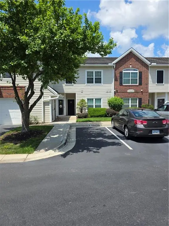 11628 Tomahawk Creek Parkway, Leawood, KS 66211