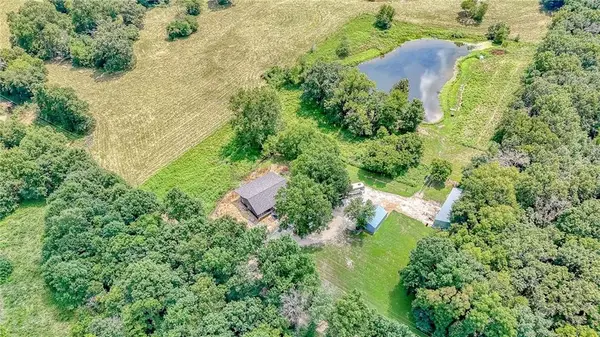1025 SW 401st Road, Chilhowee, MO 64733