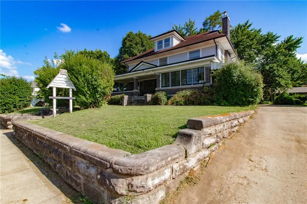210 E Gay Street, Warrensburg, MO 64093 - #1