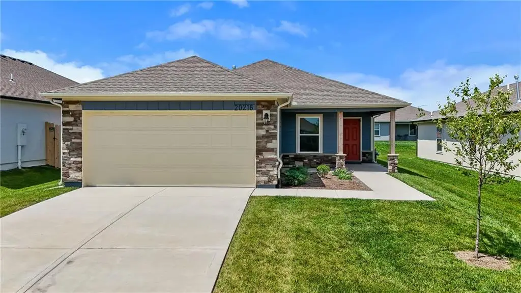 20270 W 195th Street, Spring Hill, KS 66083 - #1