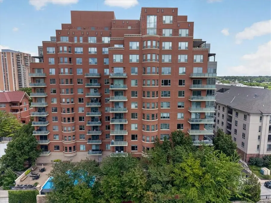 4950 Central Street #805, Kansas City, MO 64112 - #2