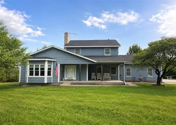 24372 243rd Street, McLouth, KS 66054
