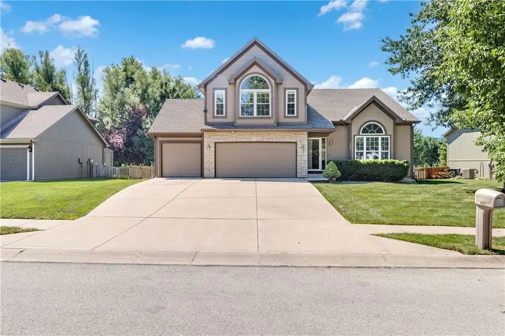 7905 NE 112th Street, Kansas City, MO 64157 - #1