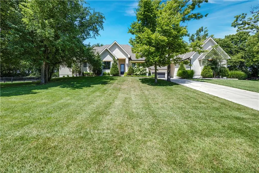 18340 Mohawk Lane, Stilwell, KS 66085 - #1