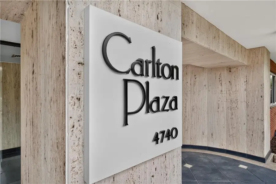 4740 Roanoke Parkway #402, Kansas City, MO 64112 - #2
