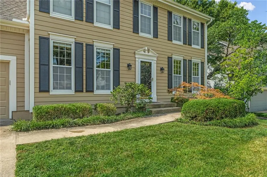18735 W 116th Street, Olathe, KS 66061 - #2