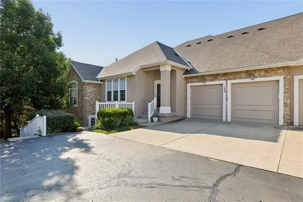 11575 S Bell Court Drive#104 Drive, Olathe, KS 66061