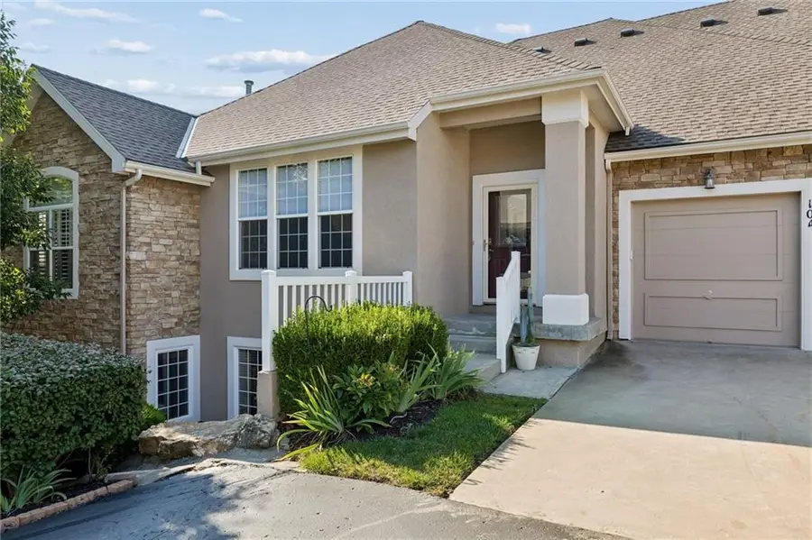 11575 S Bell Court Drive#104 Drive, Olathe, KS 66061 - #2