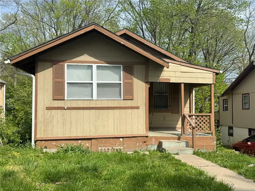 4435 Norton Avenue, Kansas City, MO 64130 - #1