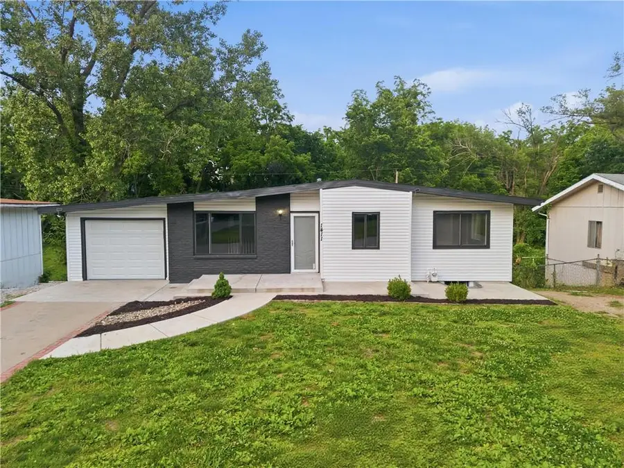 1411 N 75th Drive, Kansas City, KS 66112 - #2