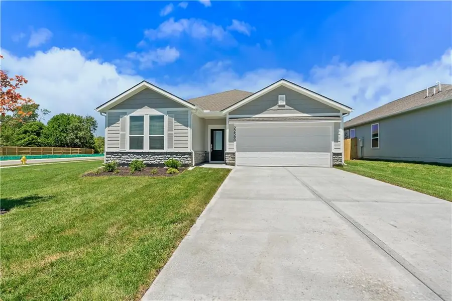 22580 W 214th Terrace, Spring Hill, KS 66083 - #2