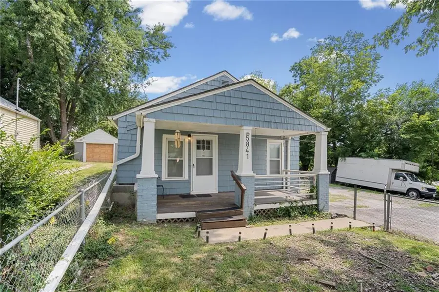 5841 Spokane Avenue, Kansas City, MO 64119 - #2