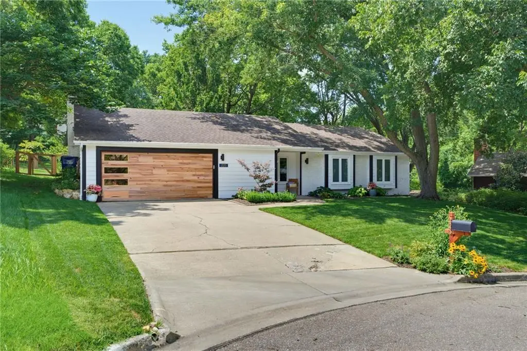225 Arizona Place, Lawrence, KS 66049 - #1