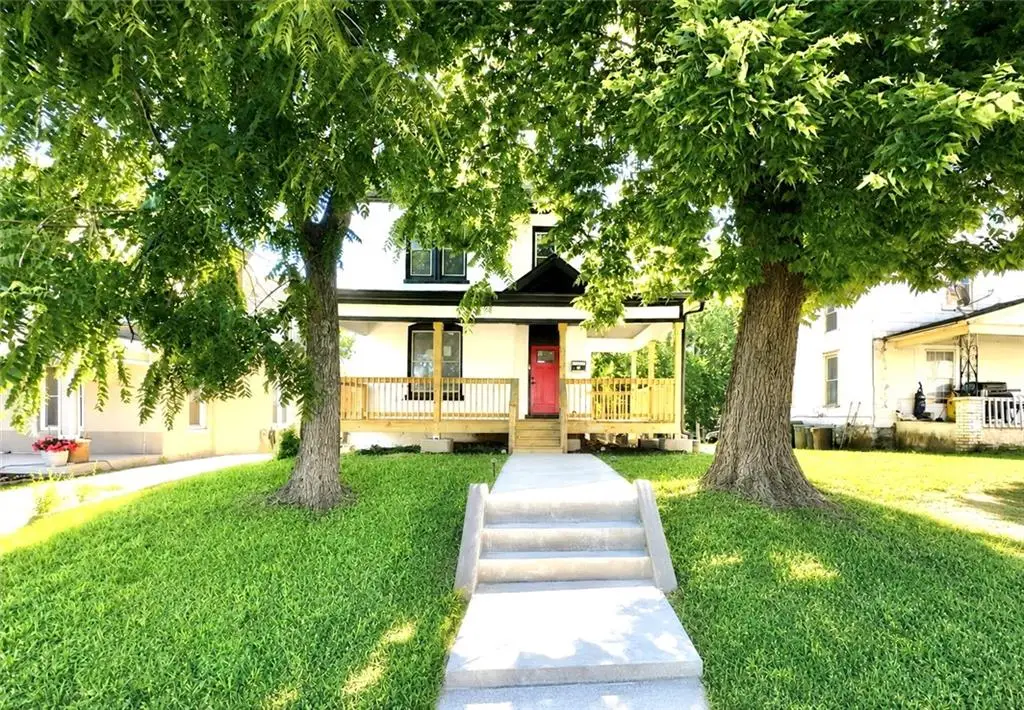 17 N 15th Street, Kansas City, KS 66102 - #1