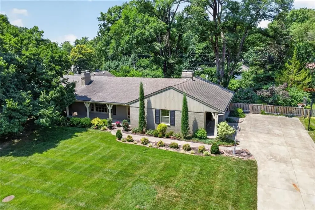 9340 Canterbury Street, Leawood, KS 66206 - #1