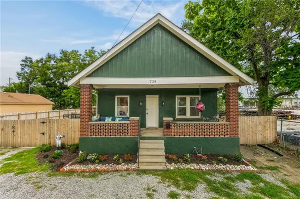 738 N Garland Avenue, Kansas City, MO 64120