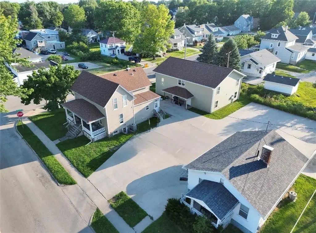 404,408,410,412 N Walnut Street, Maryville, MO 64468 - #1